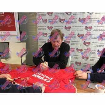 Legendák bekeretezett mez Liverpool FC Dalglish 1986 Signed Shirt Silhouette