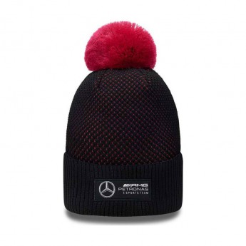 Mercedes AMG Petronas téli sapka Bobble Engineered F1 Team 2020