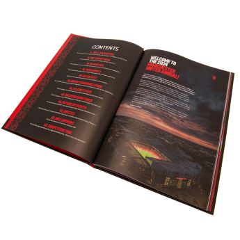 Manchester United könyv Annual 2024 (English)