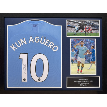 Legendák bekeretezett mez Manchester City FC 2019-2020 Aguero Signed Shirt (Framed)