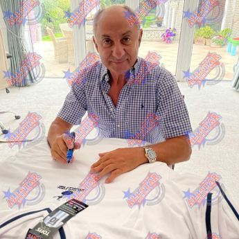 Legendák bekeretezett mez Tottenham Hotspur FC 1981 Ardiles & Villa Signed Shirts (Dual Framed)