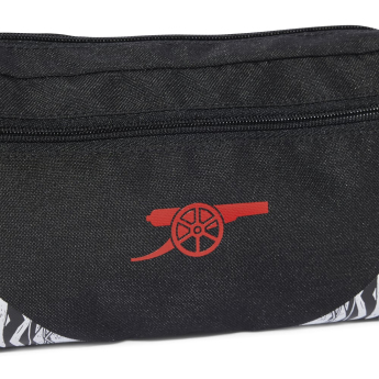 FC Arsenal hasi tasi Away