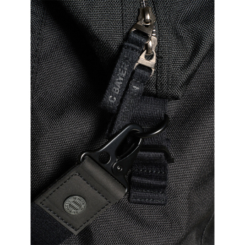 Bayern München sporttáska Black Small