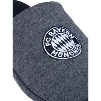 Bayern München férfi papucs Logo grey