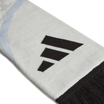 Real Madrid téli sál Home
