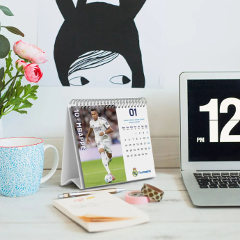 Real Madrid asztali naptár 2026