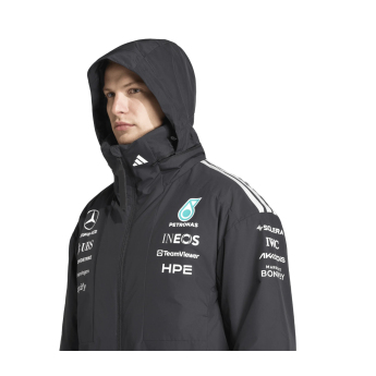 Mercedes AMG Petronas férfi kapucnis kabát Rain black F1 Team 2026