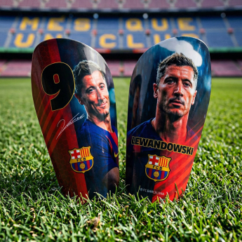 FC Barcelona védő Lewandowski