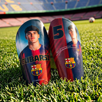 FC Barcelona védő Cubarsi