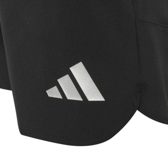 FC Liverpool gyerek rövidnadrág Tiro Travel black