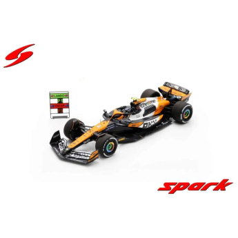 autó és motor modellek modell 1/43 Spark McLaren F1 Team MCL38 Lando Norris Singapore GP 2024