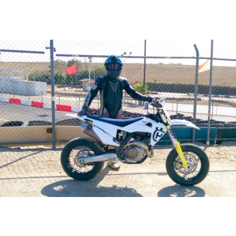 autó és motor modellek model 1/12 Husqvarna FS 450 Supermoto