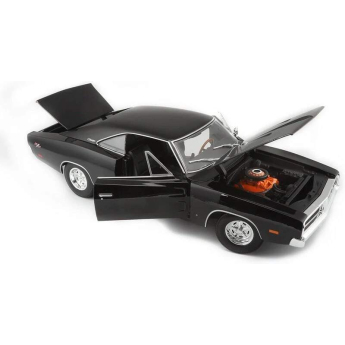 autó és motor modellek model 1/18 Dodge Charger R/T 1969