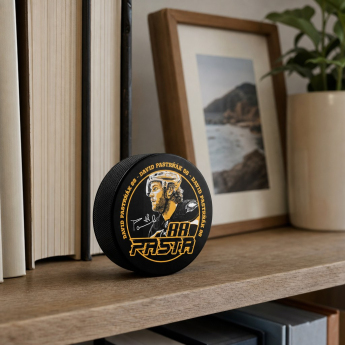 Boston Bruins korong David Pastrňák #88 PASTA 88 Exclusive Collection