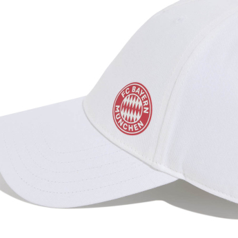 Bayern München baseball sapka Essentials white