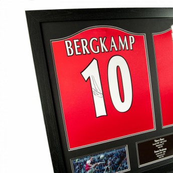 Legendák bekeretezett mez FC Arsenal Bergkamp & Henry Signed Shirts (Dual Framed)